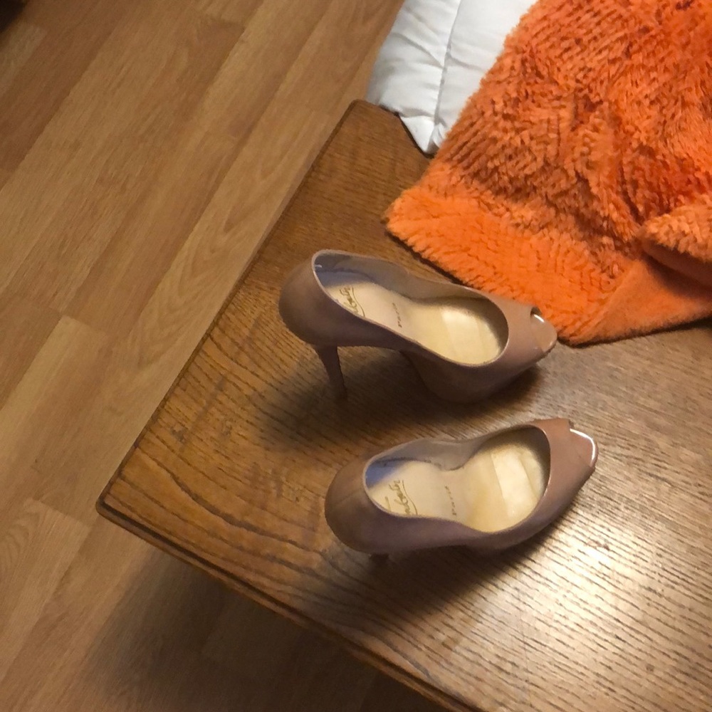 Christian Loub 6.5 high heel.